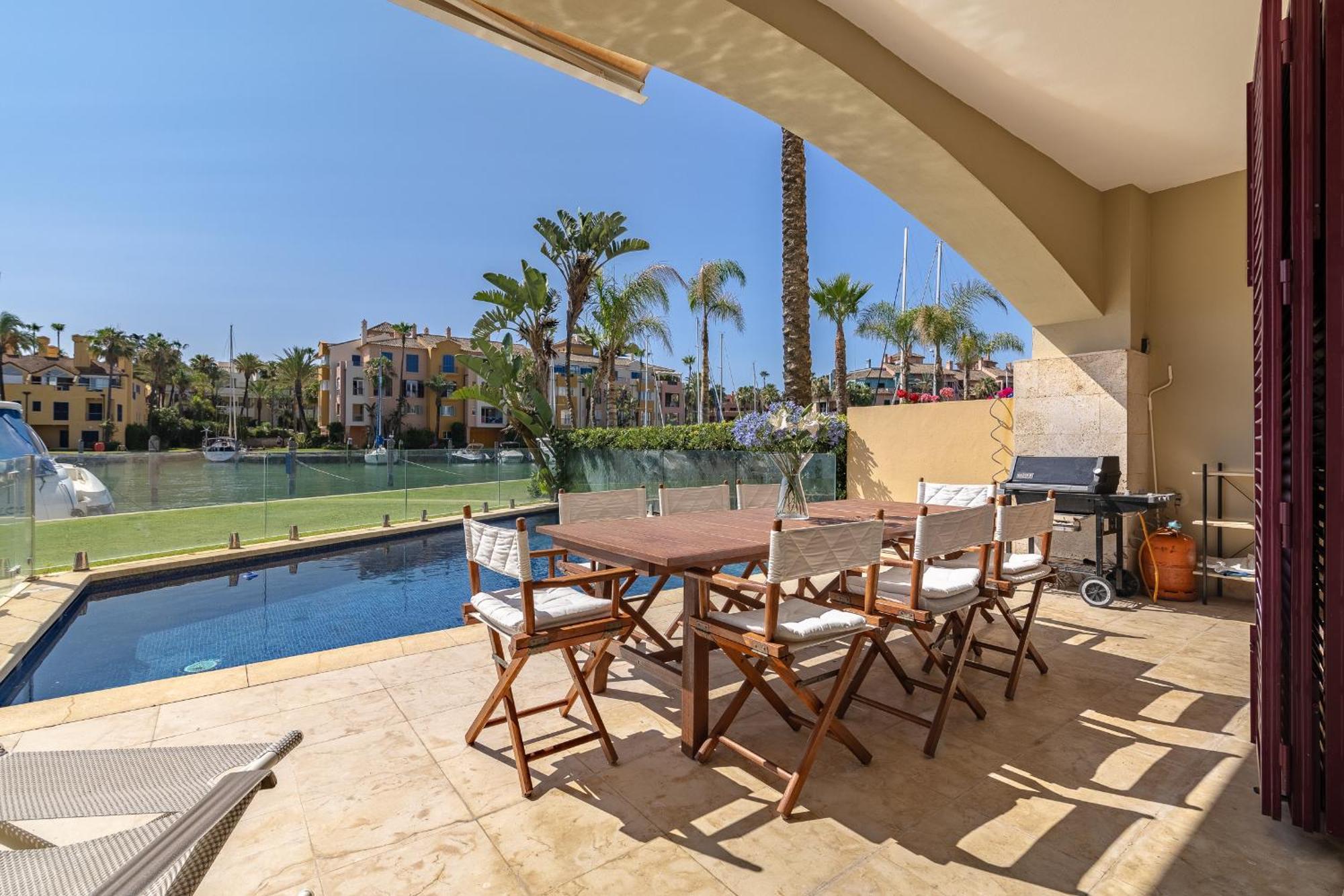 סן רוקה Waterside Apartment In Sotogrande Marina With Private Pool מראה חיצוני תמונה